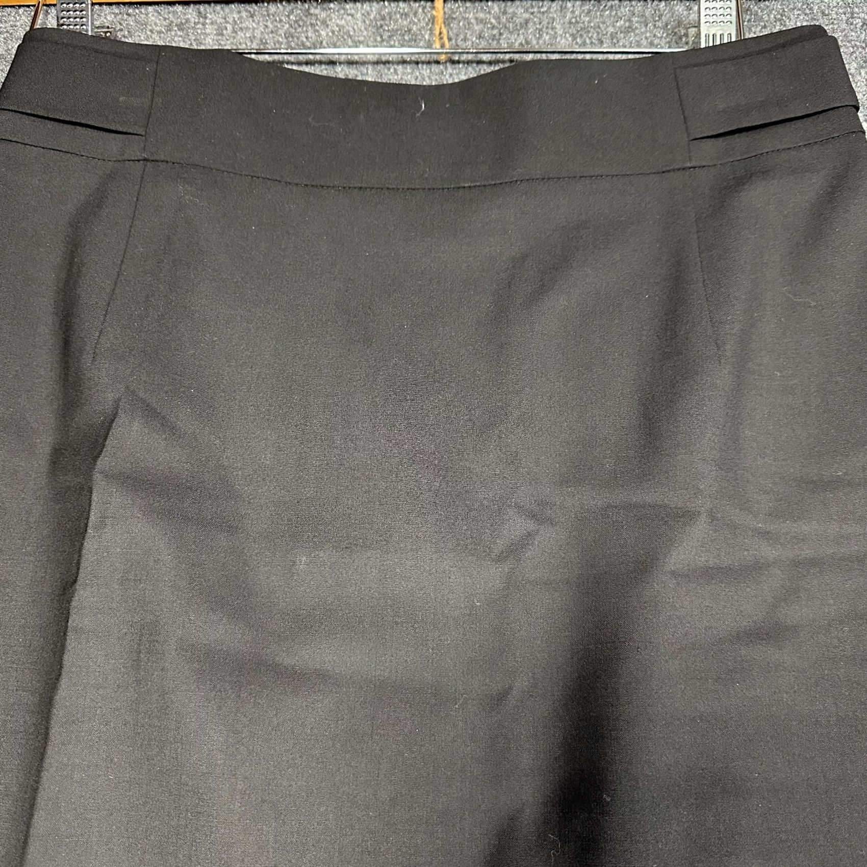 Vintage Classiques Entier Skirt Womens Size 8 Black Wool Stretch Pencil Lined Back Zip Vent Size 30" / US 8 / IT 44 - 2 Thumbnail