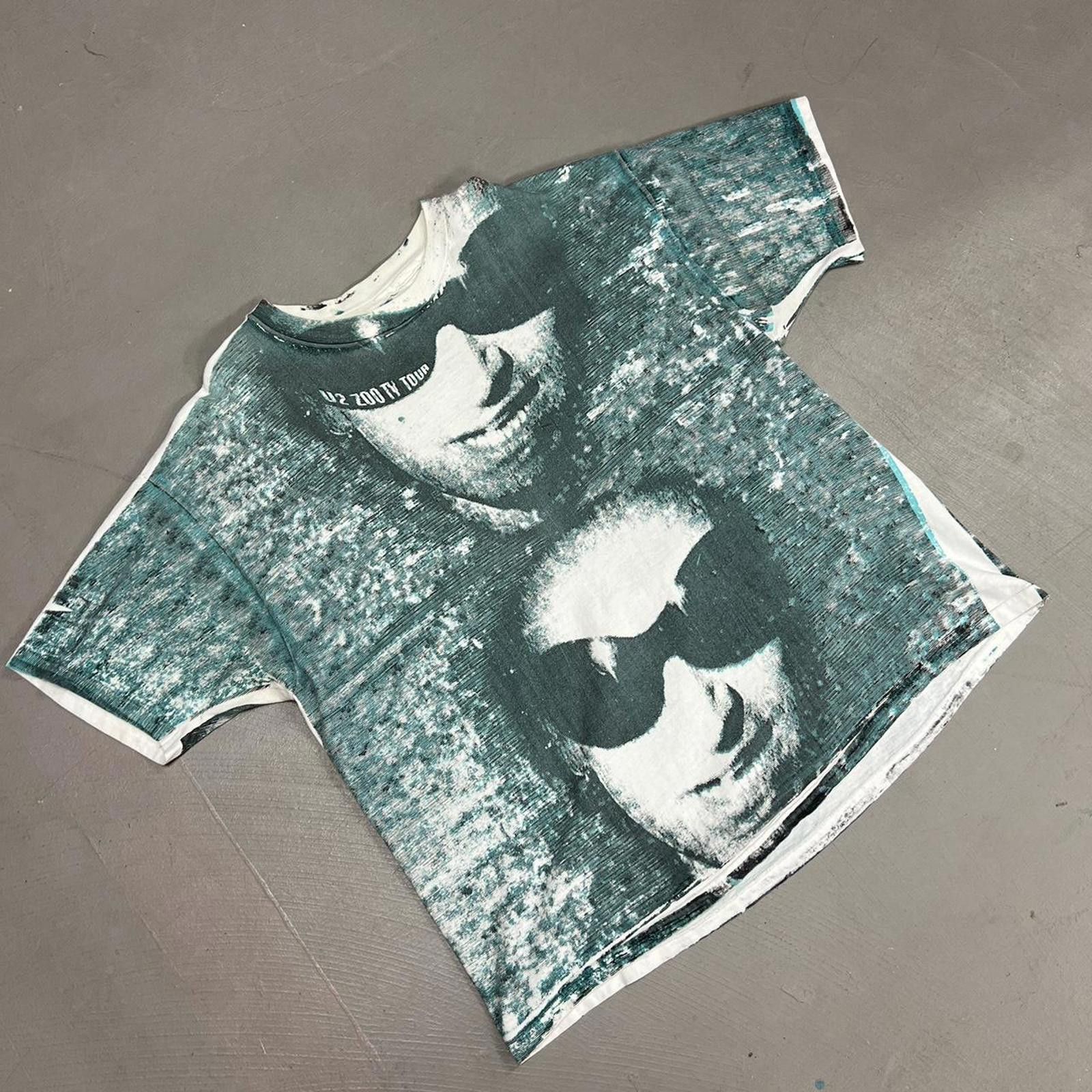 Vintage Vintage 90s Mosquito Head AOP U2 Zoo TV Tour Tee Size US XXL / EU 58 / 5 - 3 Thumbnail