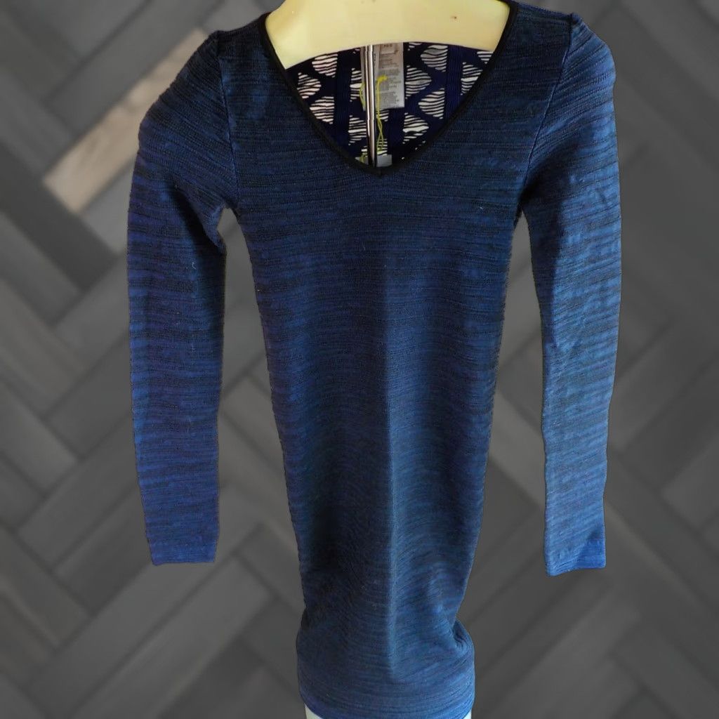 Bcbgmaxazria VINTAGE BCBGMAXAZRIA BCBG Generation LS Knit Mini Dress w Lace Back Blue XS/S Women Dress XS/S NWT Lace Back Blue Womens Size XS / US 0-2 / IT 36-38 - 1 Thumbnail