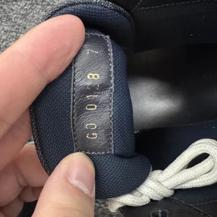 Louis Vuitton Louis Vuitton High-Top Lace-Up Sneakers for Unisex -2508 Size US 8 / EU 41 - 5 Thumbnail