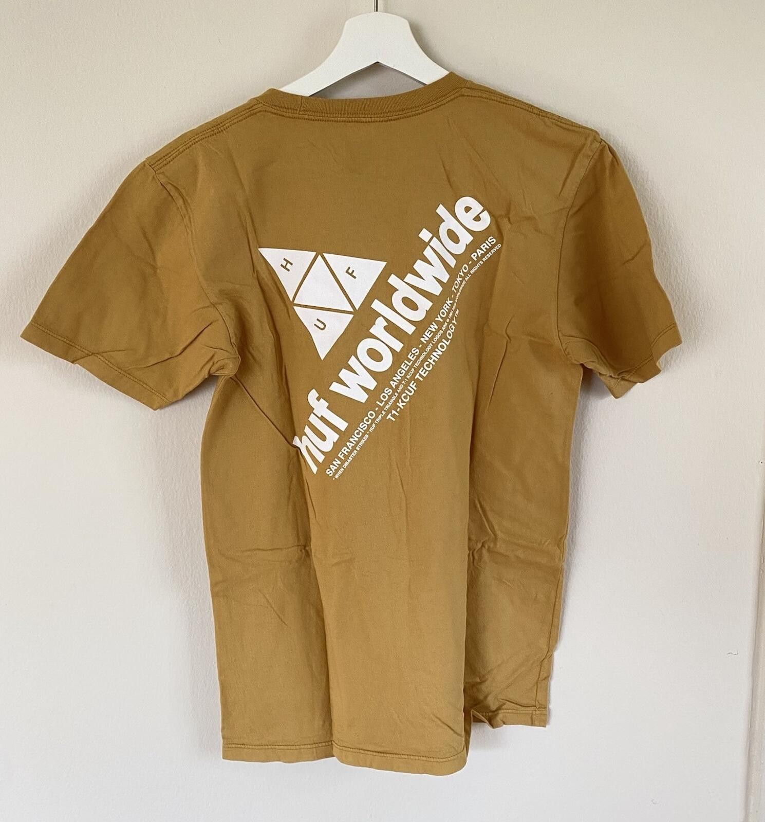 Huf HUF Worldwide Triangle Men Graphic All Cotton Size Small Size US S / EU 44-46 / 1 - 5 Thumbnail