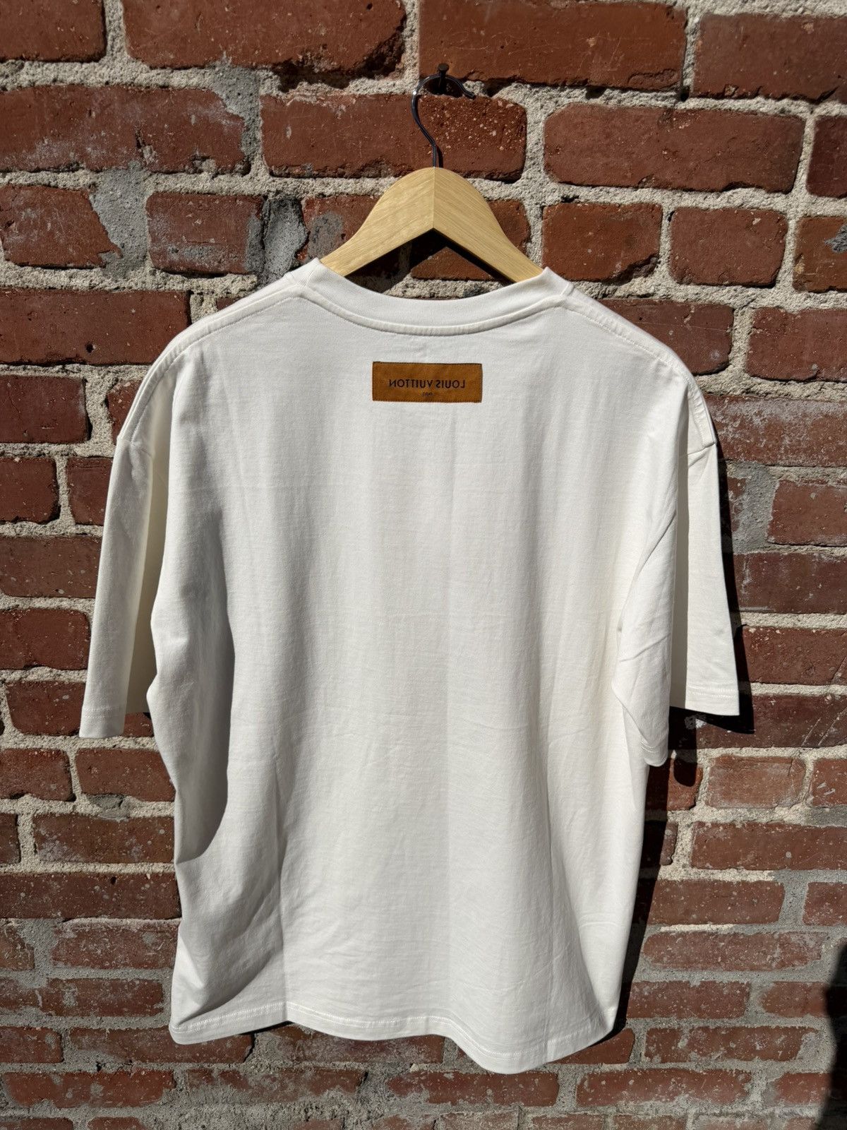 Louis Vuitton Louis Vuitton Graffiti T-Shirt Size US L / EU 52-54 / 3 - 5 Thumbnail