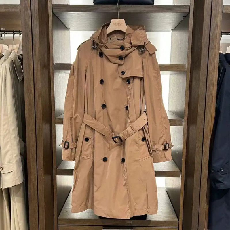 Burberry Burberry Khaki Logo Short Coat for Women Size S / US 4 / IT 40 - 1 Thumbnail