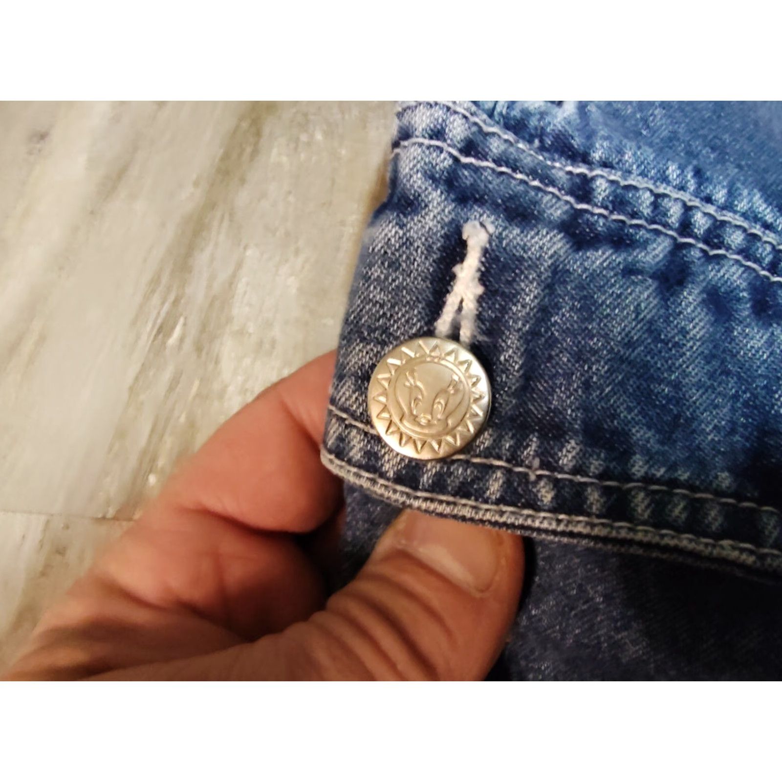 Vintage VINTAGE Looney Tunes Women's Denim Bibs Sleeveless Size 14W-16W Tweety Bird Casual Overall Size 36" / US 14 / IT 50 - 5 Thumbnail
