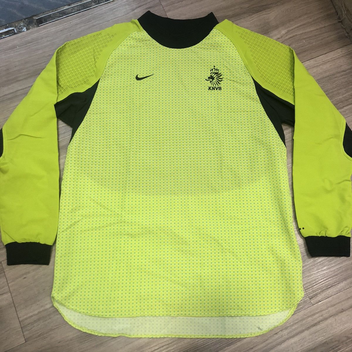 image of Fifa World Cup x Nike Holland 00/01 Player Issue Away Gk Goalkeeper Shirt in Light Green (Size Larg