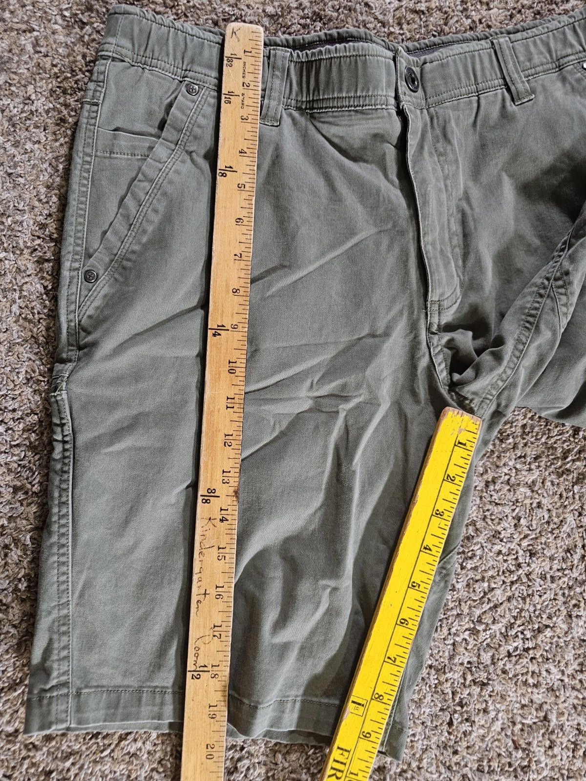 Designer swisstech size 34 green shorts Size US 34 / EU 50 - 3 Thumbnail