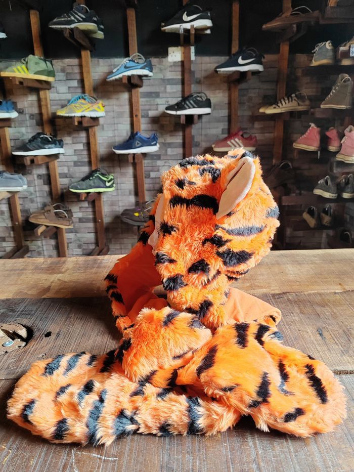 Vintage Vintage Tigger Pooh Disney Beanie Snowcap Size ONE SIZE - 4 Thumbnail