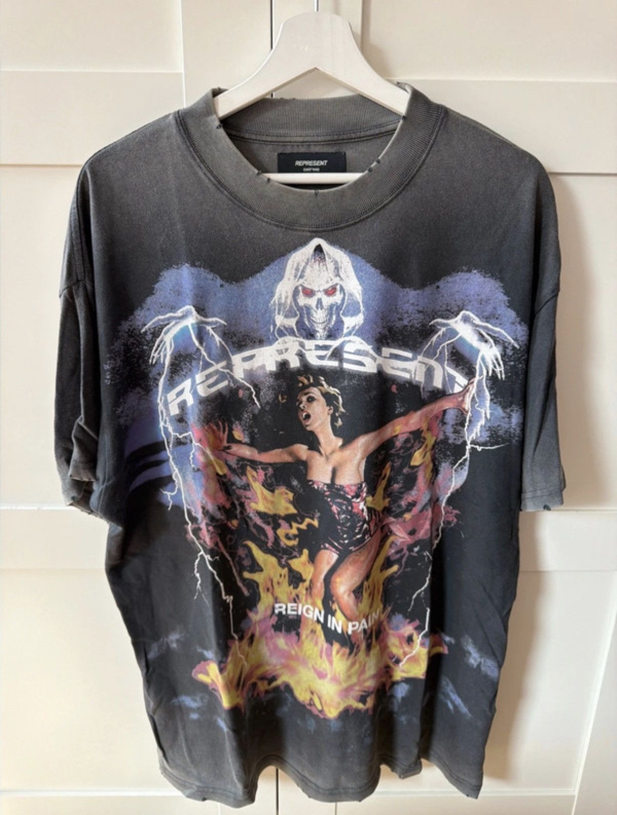 Represent Clo. Represent Reign In Pain T-Shirt Size US L / EU 52-54 / 3 - 1 Thumbnail