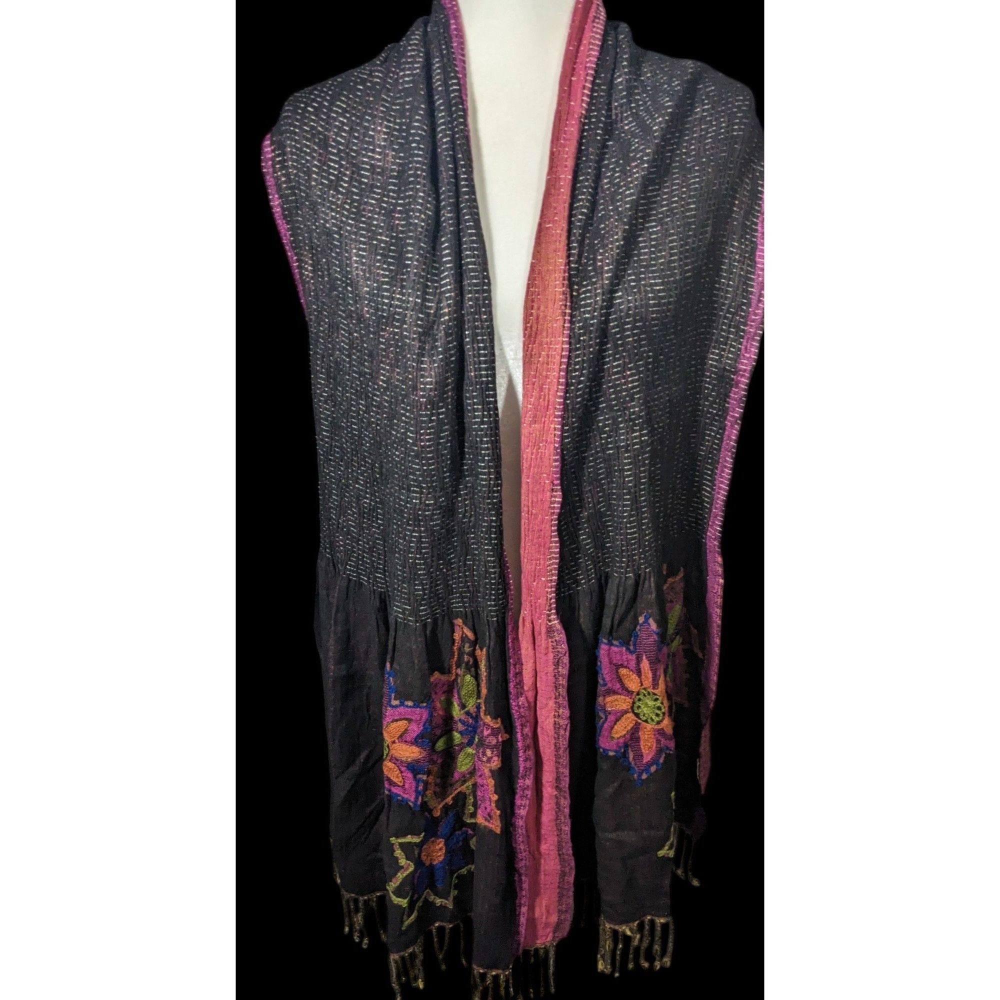 Other Vintage Bohemian Grey And Pink Floral Embroidered Scarf Size ONE SIZE - 3 Thumbnail