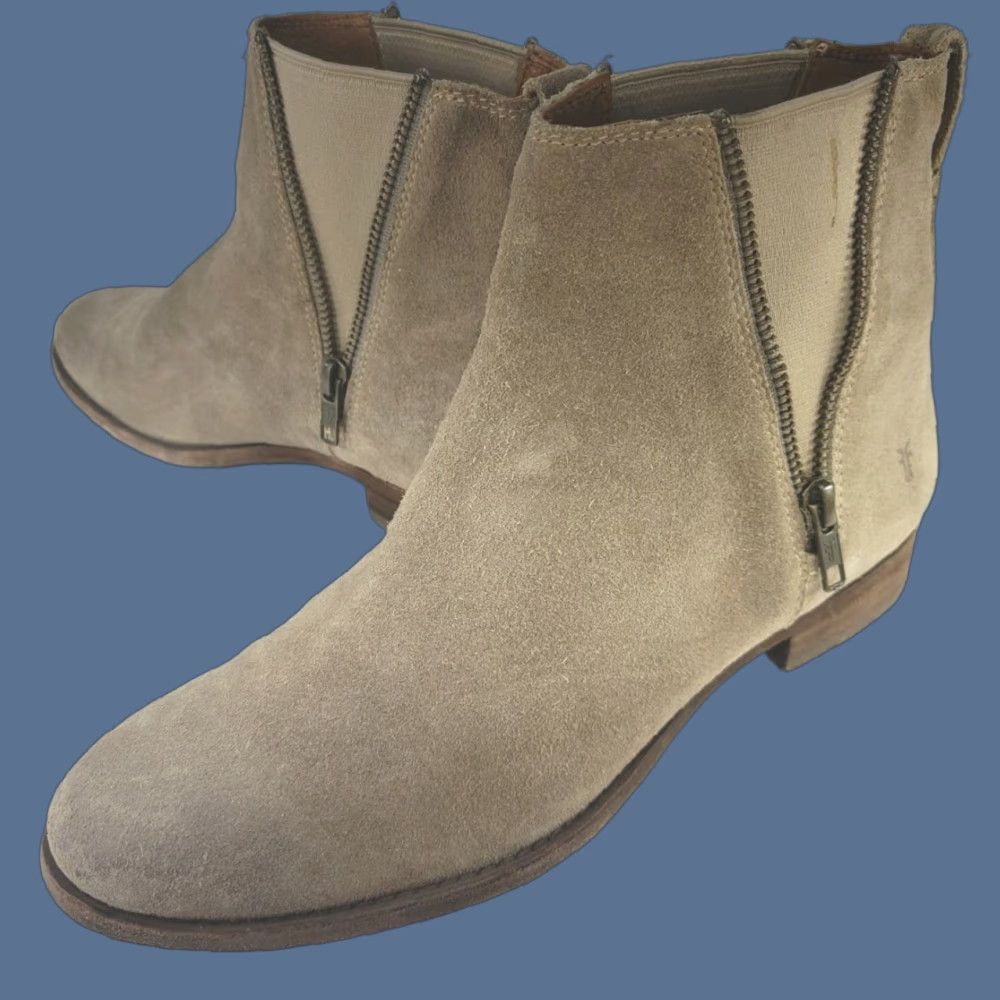 Frye Frye Carly Ankle Boots Zip 9.5M Beige Taupe Grey Leather Women's Boots Mens? Size US 10 / IT 40 - 1 Thumbnail