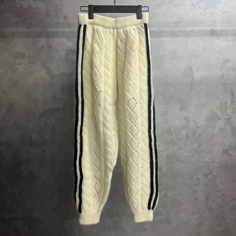 Gucci Gucci Size M Adidas' latest ivory color-blocked knitted mid Size US 30 / EU 46 - 2 Thumbnail