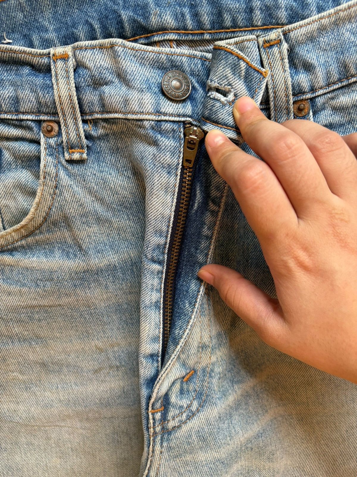 LVC × Levi's × Levi's Vintage Clothing Vintage 90s Levis 515 Mud Wash Distressed Baggy Jeans Size US 32 / EU 48 - 3 Thumbnail