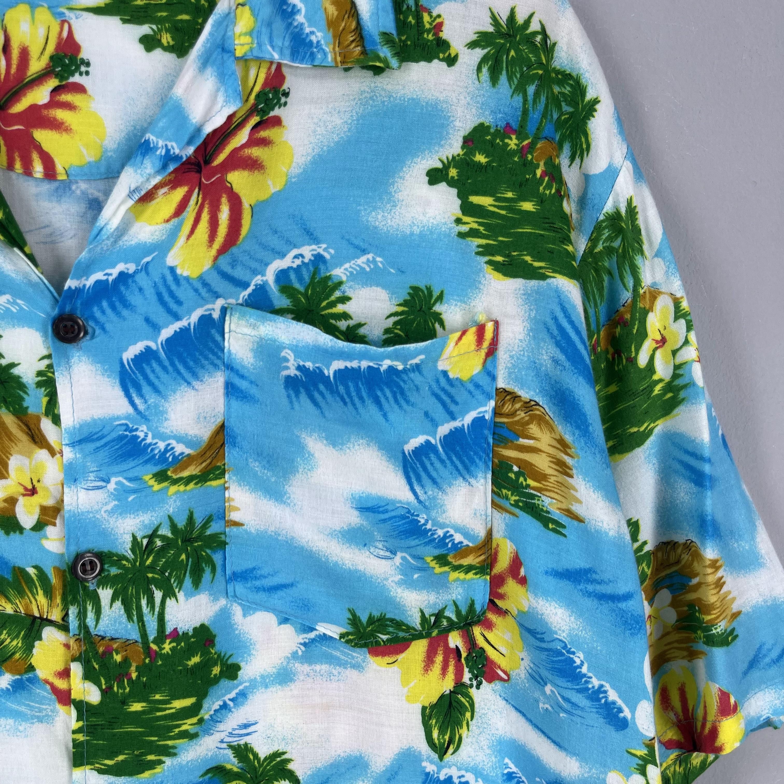 Vintage Vintage Hawaiian Island Beach Surfing Motive Rayon Shirt Size US M / EU 48-50 / 2 - 3 Thumbnail
