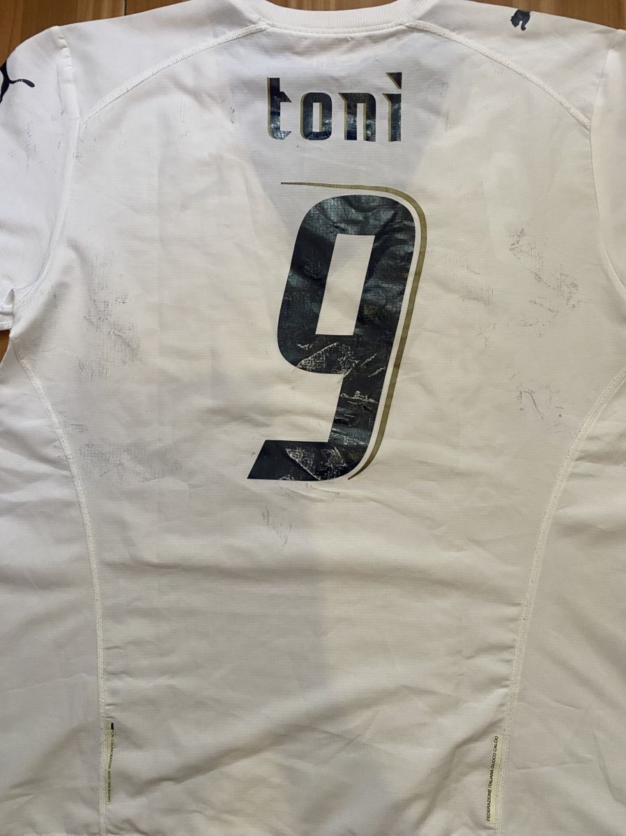 Puma Puma 2006 World Cup #9 Luca Toni Soccer Jersey Size US L / EU 52-54 / 3 - 15 Thumbnail