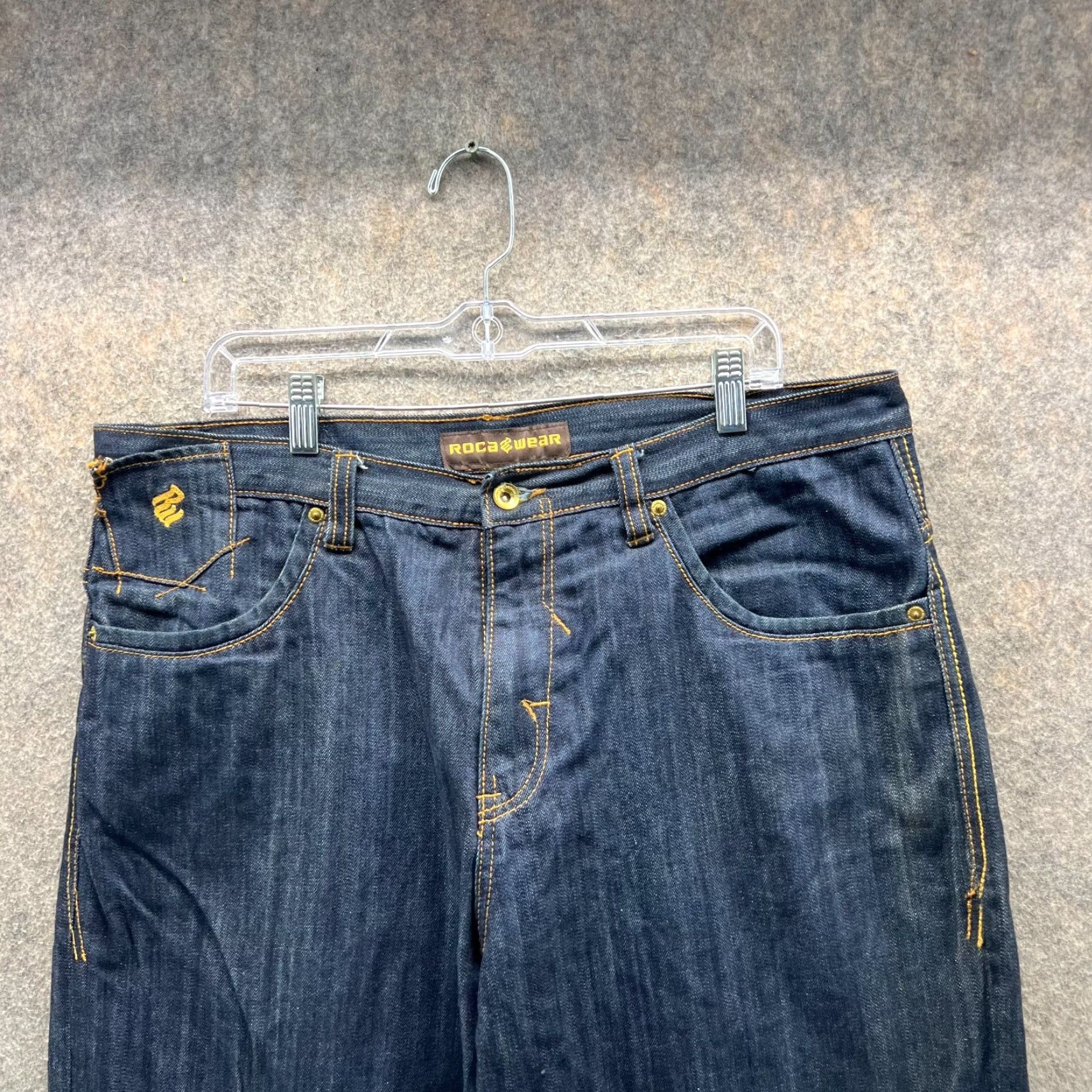Rocawear VINTAGE Rocawear Jeans Mens 38 Dark Wash Straight Embellished Hip Hop Streetwear 5-Pocket Denim Blue Size US 38 / EU 54 - 6 Thumbnail