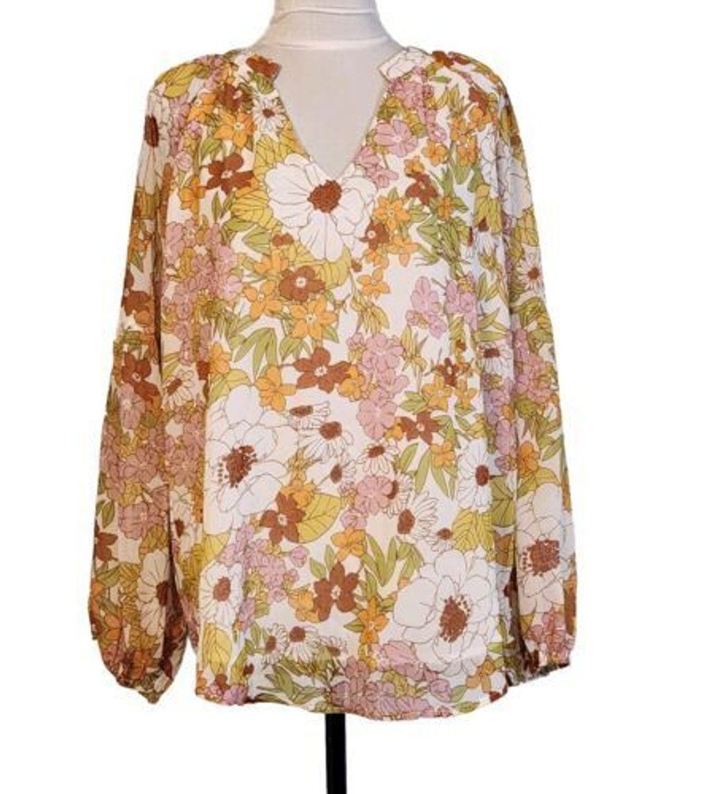 Designer BTFBM Size Large Blouse Floral Long Sleeved V Neck NWT Size L / US 10 / IT 46 - 2 Thumbnail