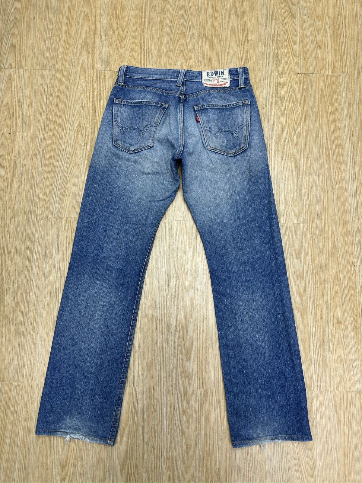 Vintage Edwin Tailor Exclusive Distressed Denim Size 30 F22
