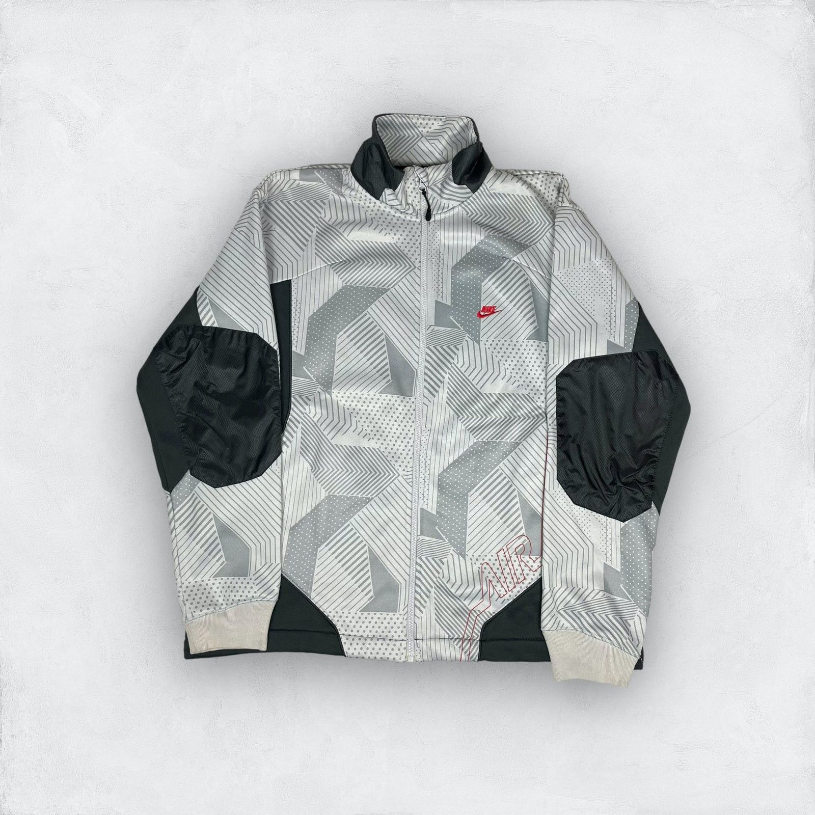 Nike × Vintage Nike Air Max Sportswear Mens White Long Sleeve Sweatshirt XL Size US XL / EU 56 / 4 - 1 Thumbnail