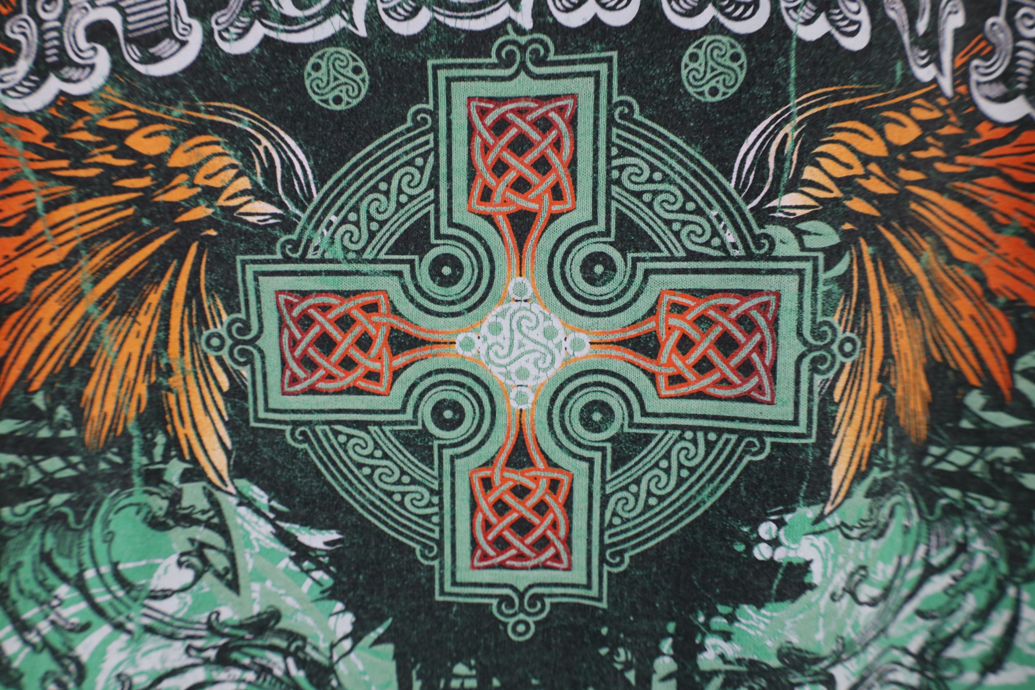 Vintage Vintage Y2K Streetwear Gaelic Cross UFC MMA Fighting T-Shirt Size US XL / EU 56 / 4 - 6 Thumbnail