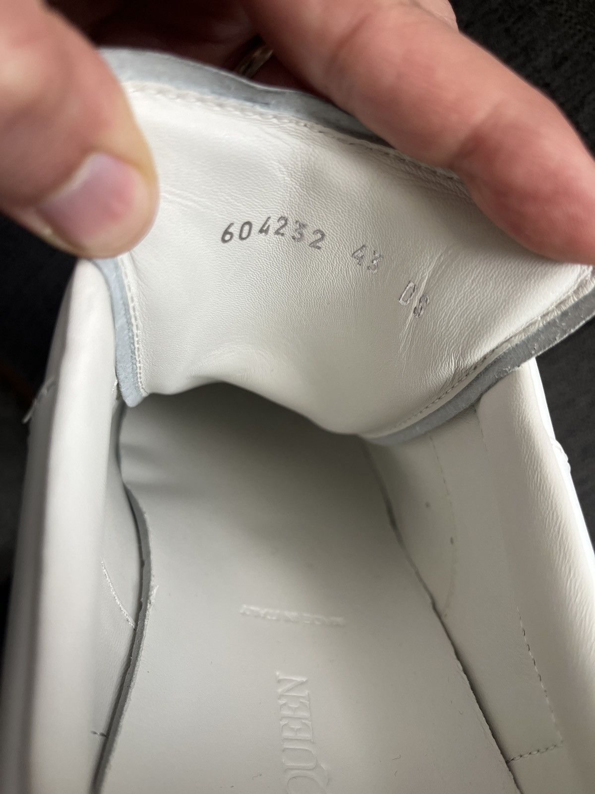Alexander McQueen Alexander McQueen Oversized Sneakers White Clear Sole EU 43 Size US 10 / EU 43 - 9 Thumbnail