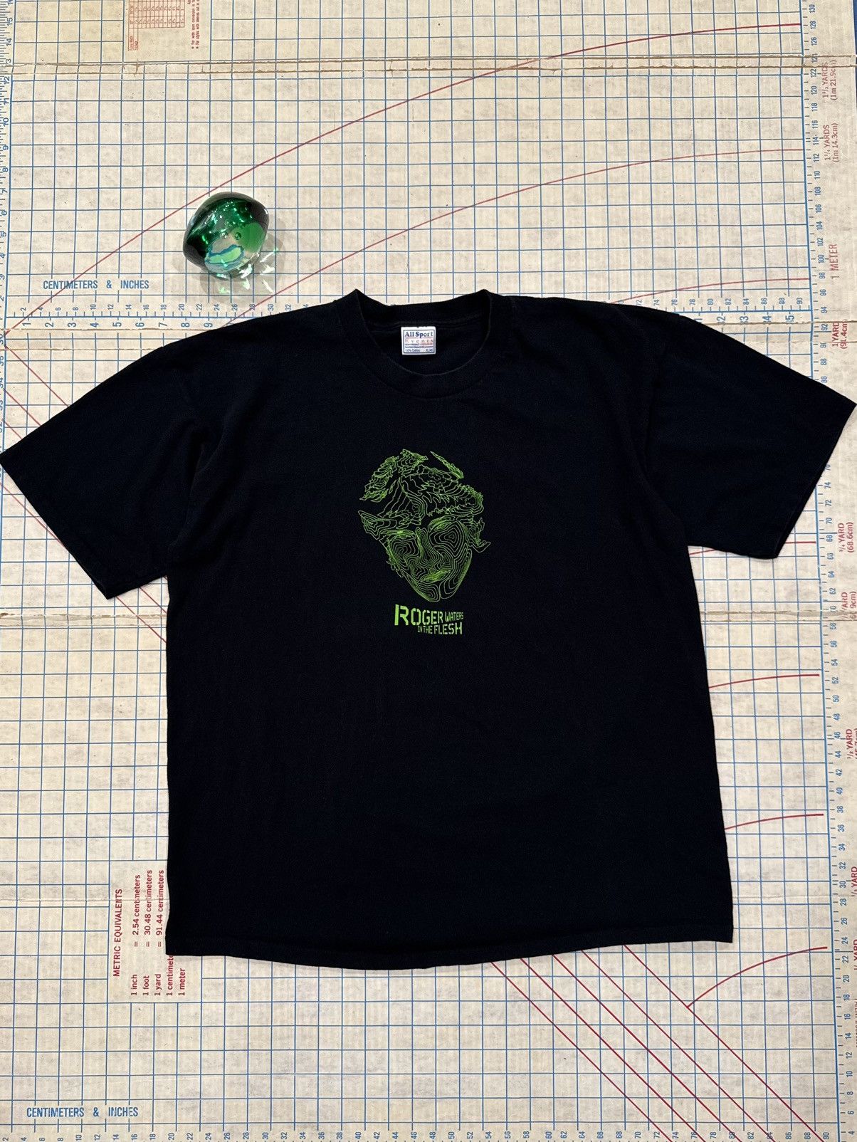 Band Tees Vintage Roger Waters In The Flesh All Sport Tee Black XL Blk Size US XL / EU 56 / 4 - 2 Thumbnail