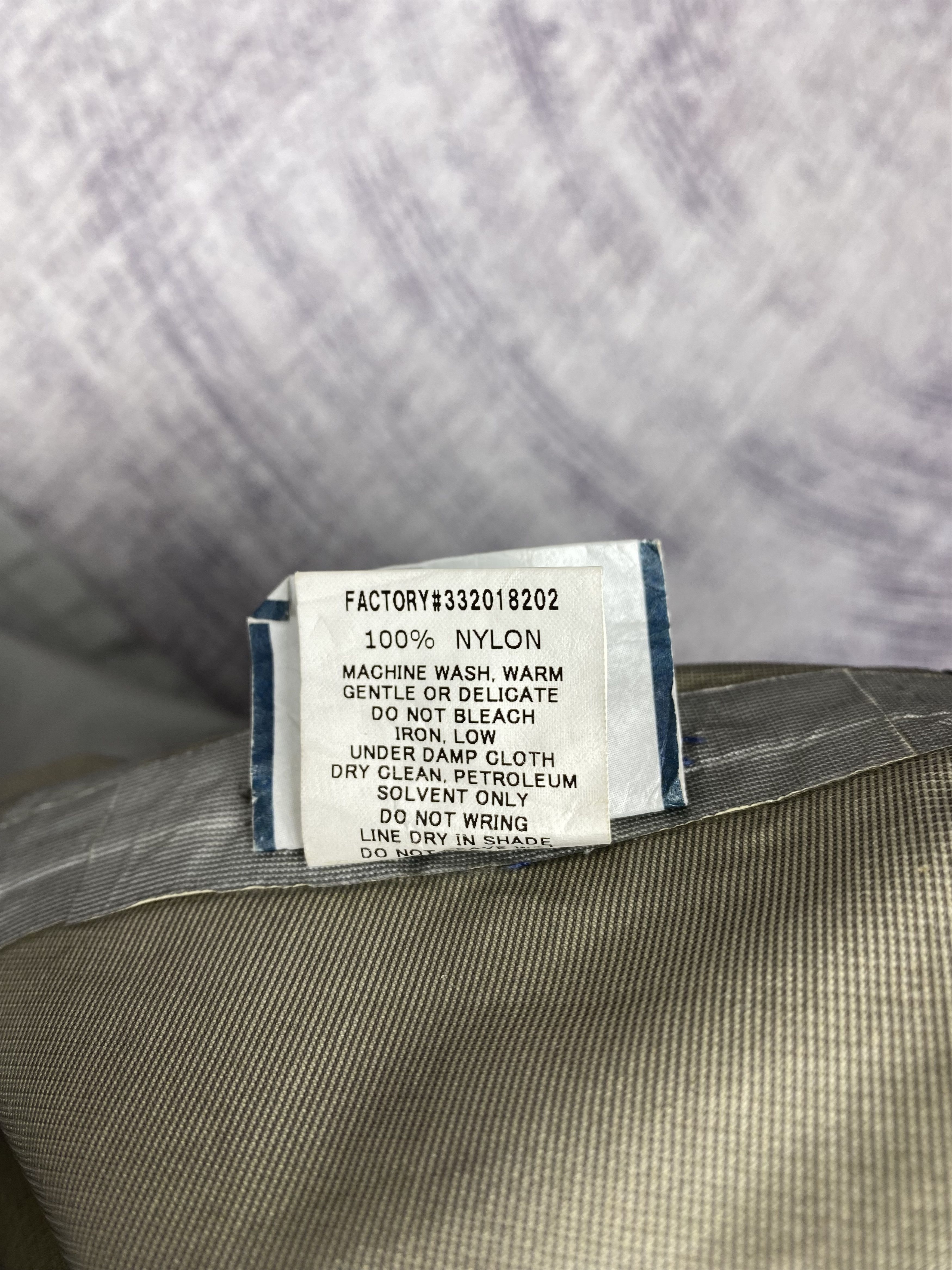 Goretex Vintage Montbell Gore-Tex Waterproof Hooded Jacket Size US S / EU 44-46 / 1 - 9 Thumbnail