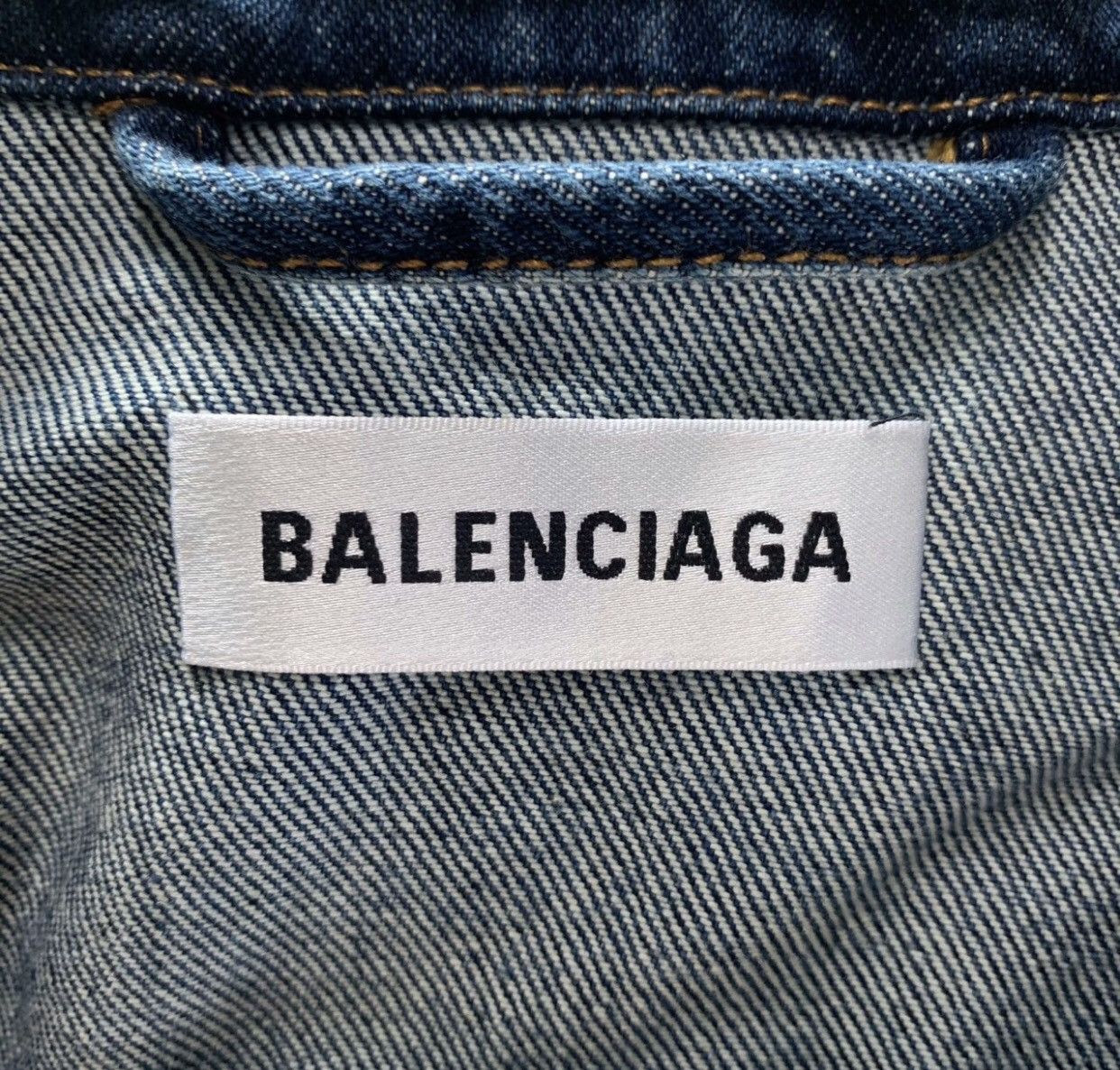 Balenciaga Balenciaga inverted irregular collar logo blue denim jacket Size US S / EU 44-46 / 1 - 3 Thumbnail