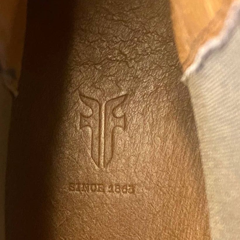 Frye Frye Men's Gray Beige Genuine Suede Chelsea Boots Size 8.5 Size US 8.5 / EU 41-42 - 7 Thumbnail