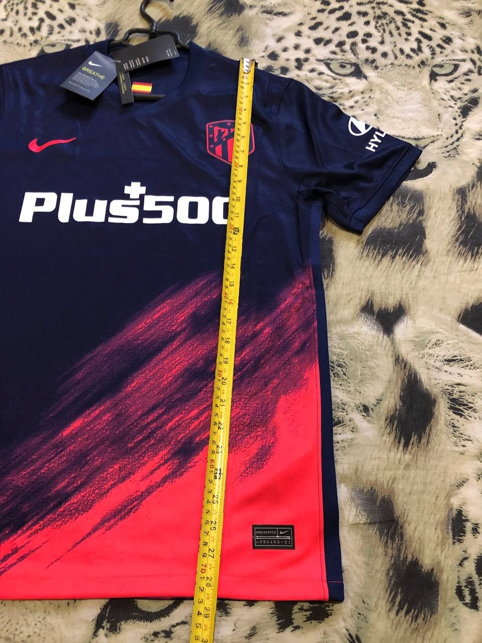 Nike Nike Football Shirt Atletico Madrid Home Soccer jersey Size US L / EU 52-54 / 3 - 12 Thumbnail