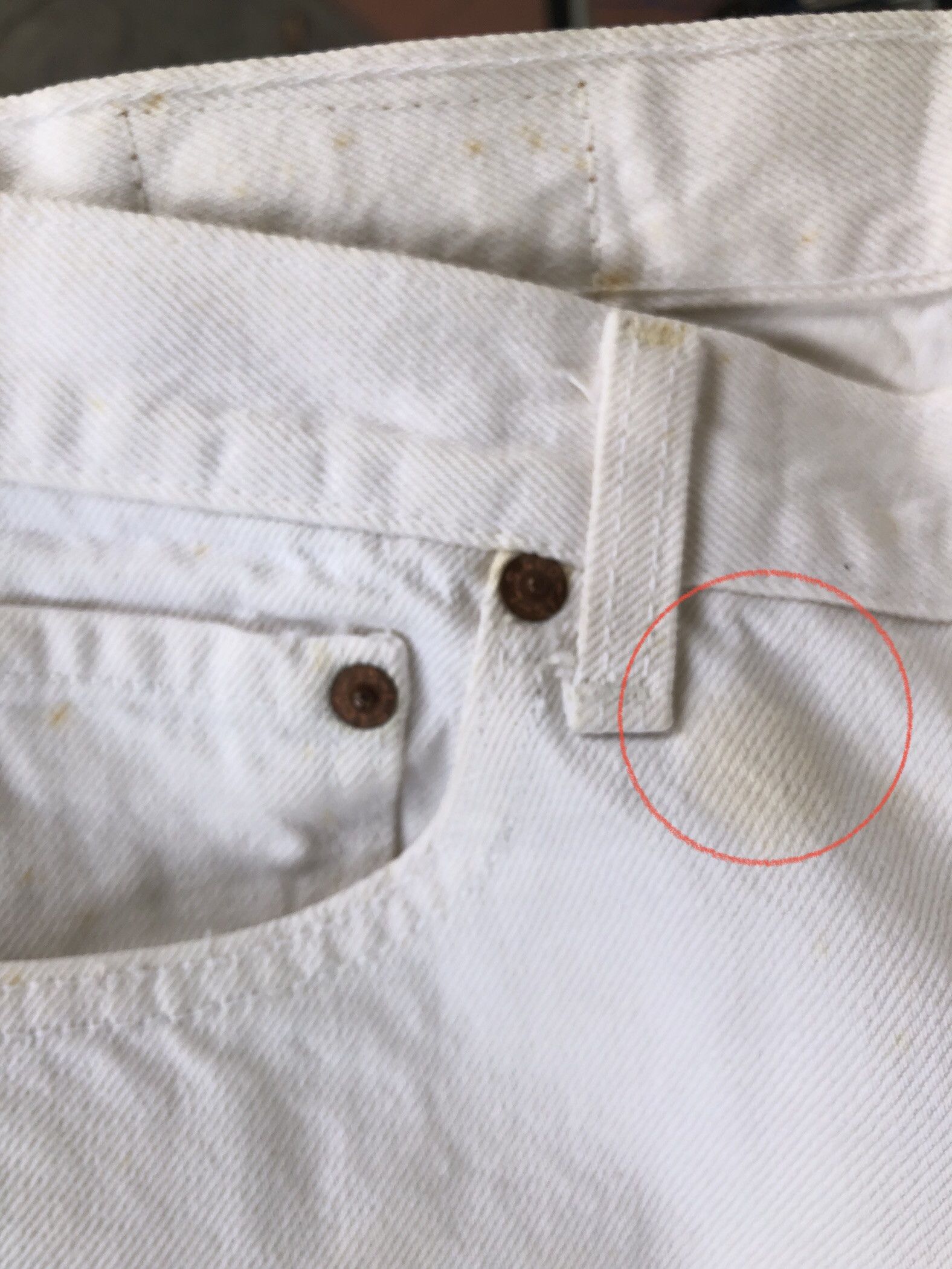 Levi's Vintage Clothing Vintage Distressed Worn Levis 501 White Jeans Size US 33 - 11 Thumbnail