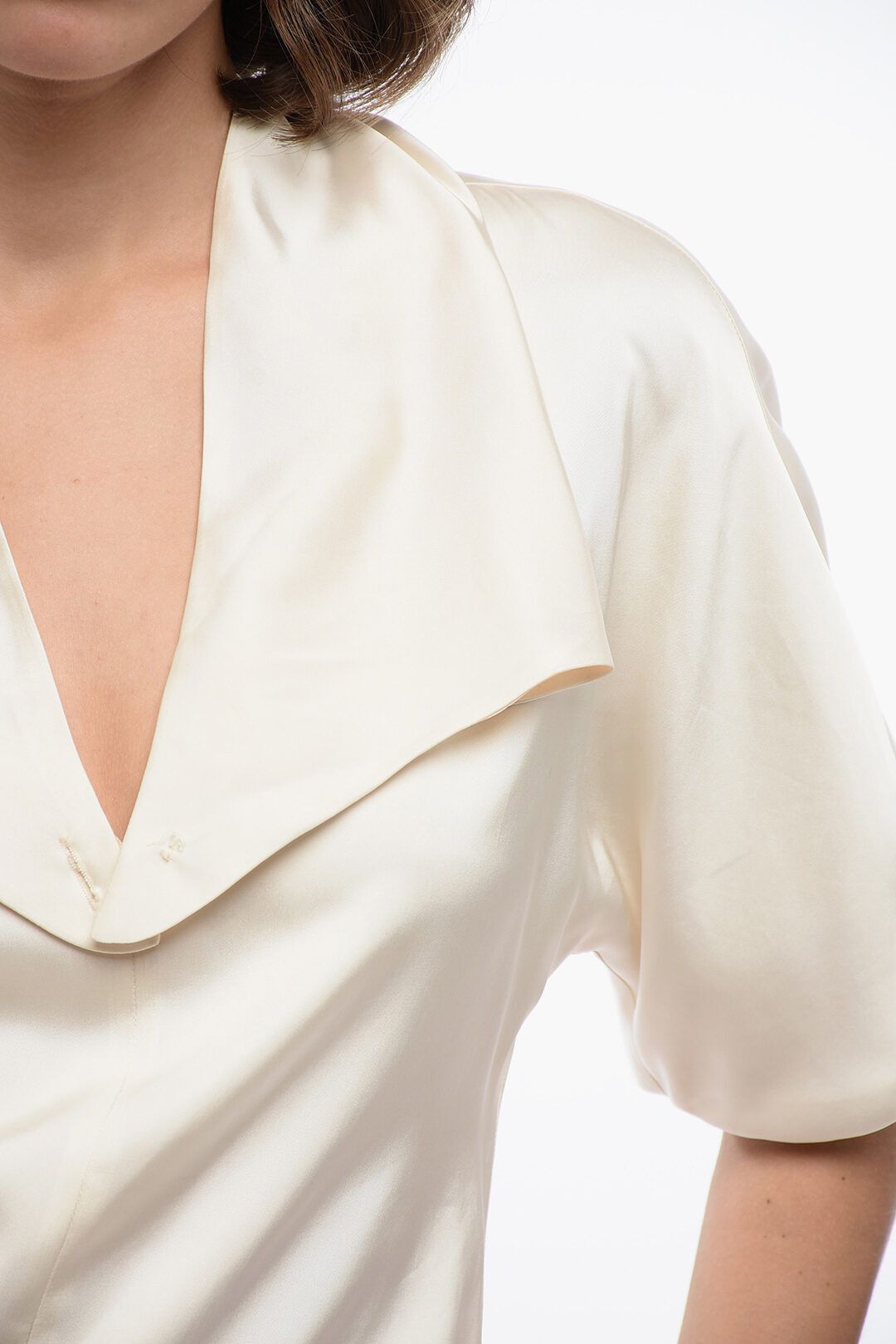 og1mm1225 Short-sleeved Satin Blouse in White