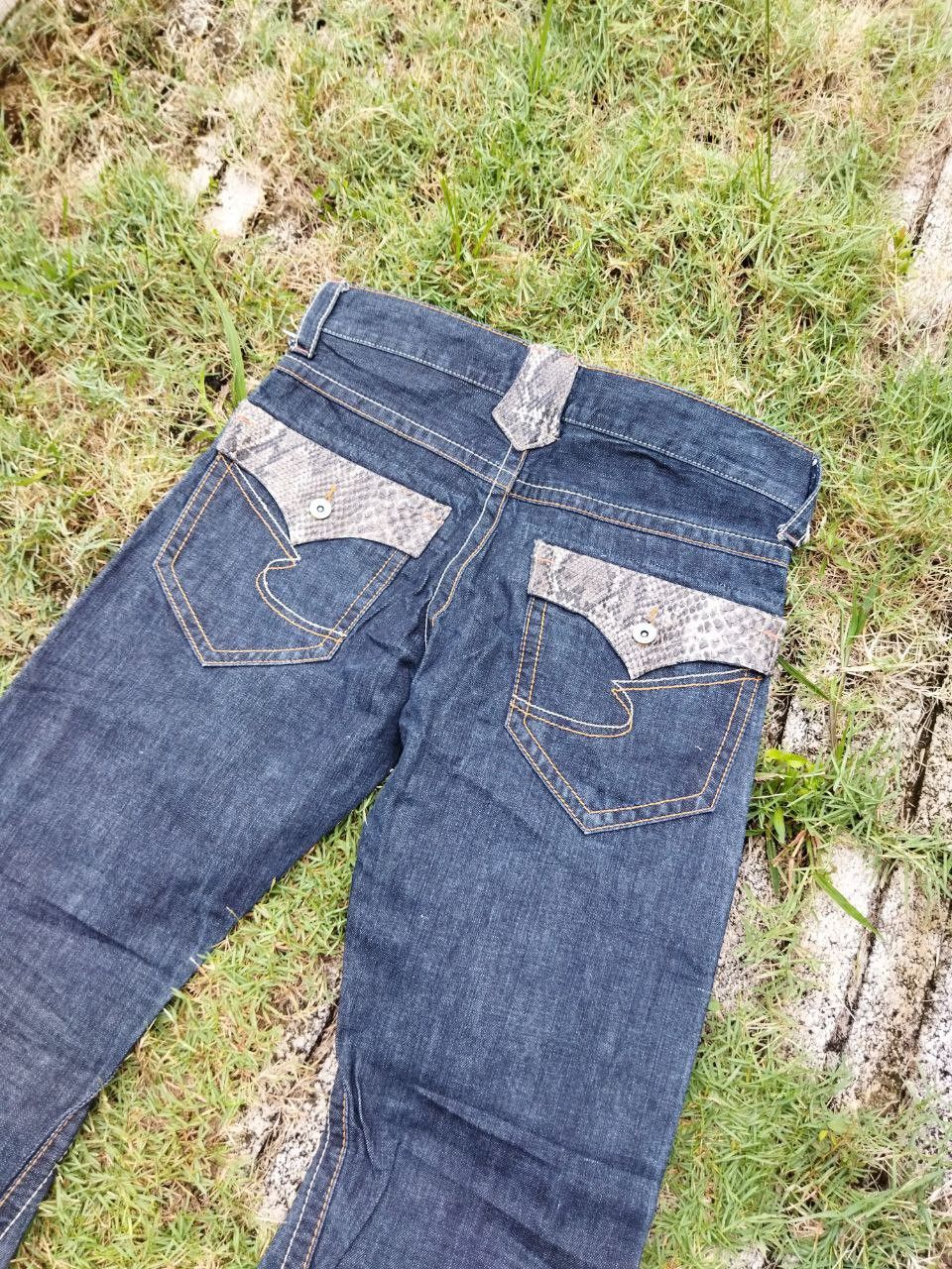semanticdesign Japanese Semantic Design Snake Design Flared Jeans Size US 35 - 3 Thumbnail