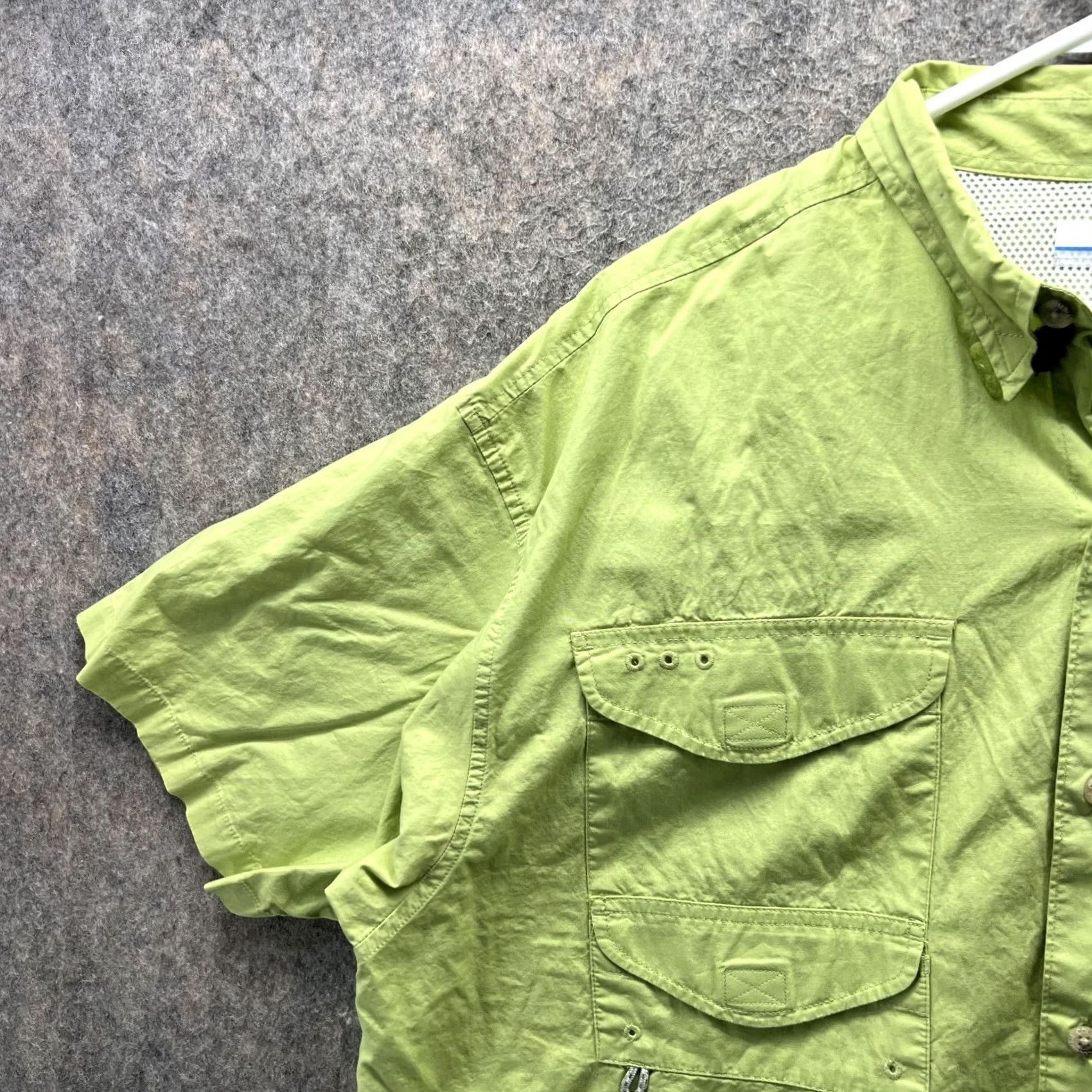Vintage VINTAGE Columbia Shirt Men Large Green Casual Button Down Short Sleeve Vented Fishing Size US L / EU 52-54 / 3 - 3 Thumbnail