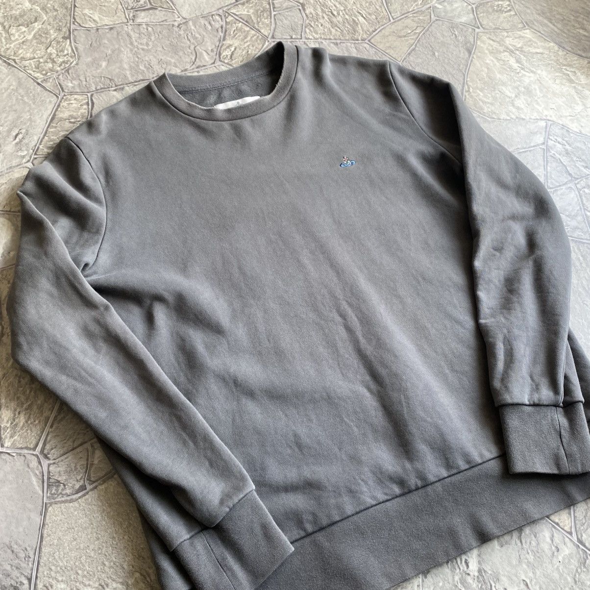 Vivienne Westwood Vivienne Westwood Orb Logo Sweatshirt Grey Size M Size US M / EU 48-50 / 2 - 3 Thumbnail