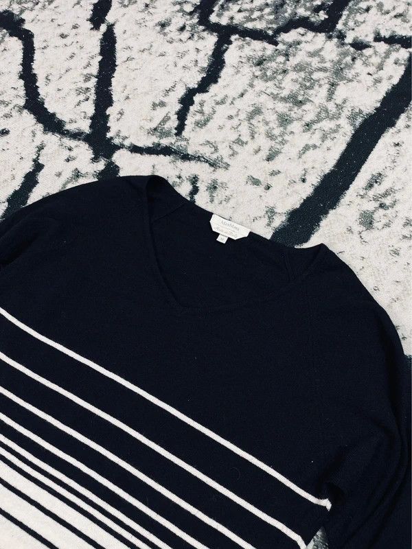 Max Mara Max Mara sweater navy blue white M italy Size M / US 6-8 / IT 42-44 - 3 Thumbnail