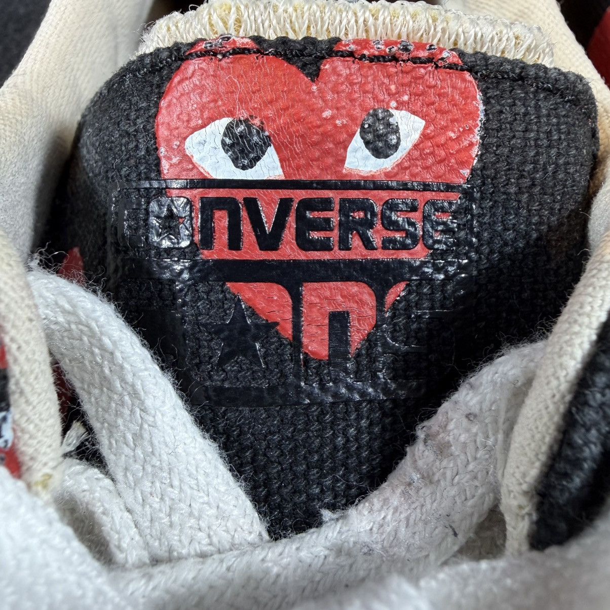 Comme des Garcons PLAY × Converse Comme des Garçons PLAY and Converse mens 6 Womens 7.5 Size US 6 / EU 39 - 6 Thumbnail