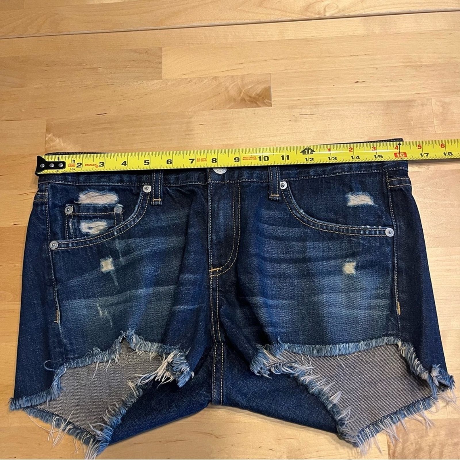 Rag & Bone Rag & Bone Cut Off Denim Shorts Size 26 Distressed Cotton Size 26" / US 2 / IT 38 - 6 Thumbnail