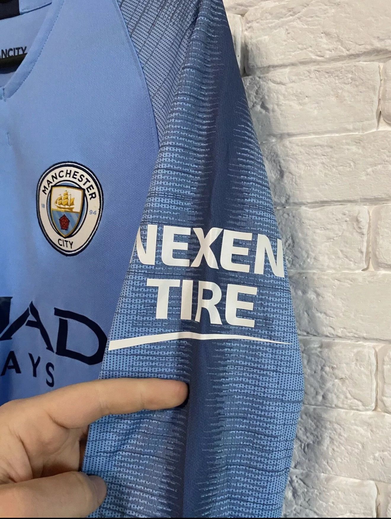 Nike Nike Manchester City Home Jersey 18/19 Sz S Size US S / EU 44-46 / 1 - 4 Thumbnail