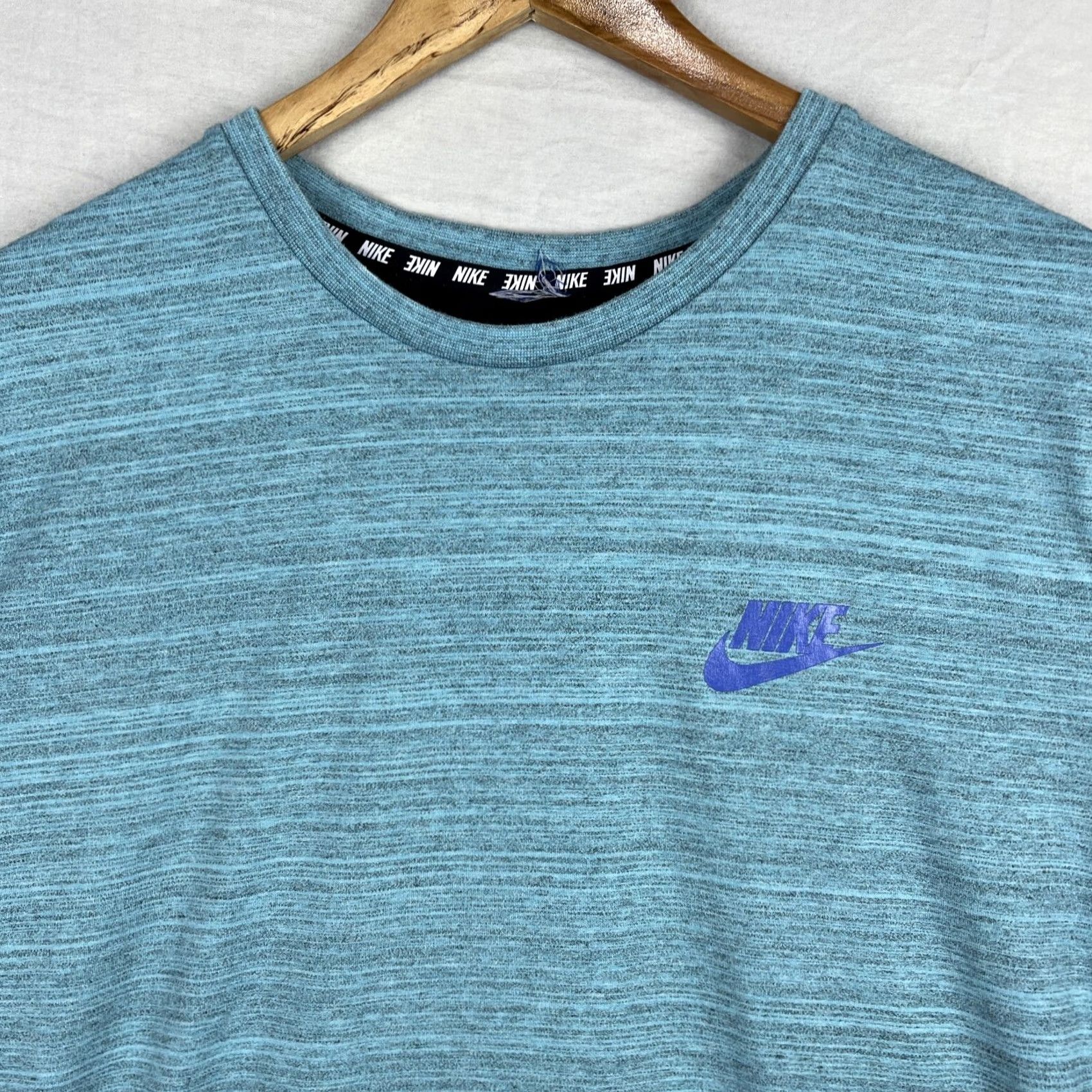 Nike Nike Shirt Mens XL Sportswear NSW Advance Knit Blue Swoosh 837010-432 Size US XL / EU 56 / 4 - 2 Thumbnail