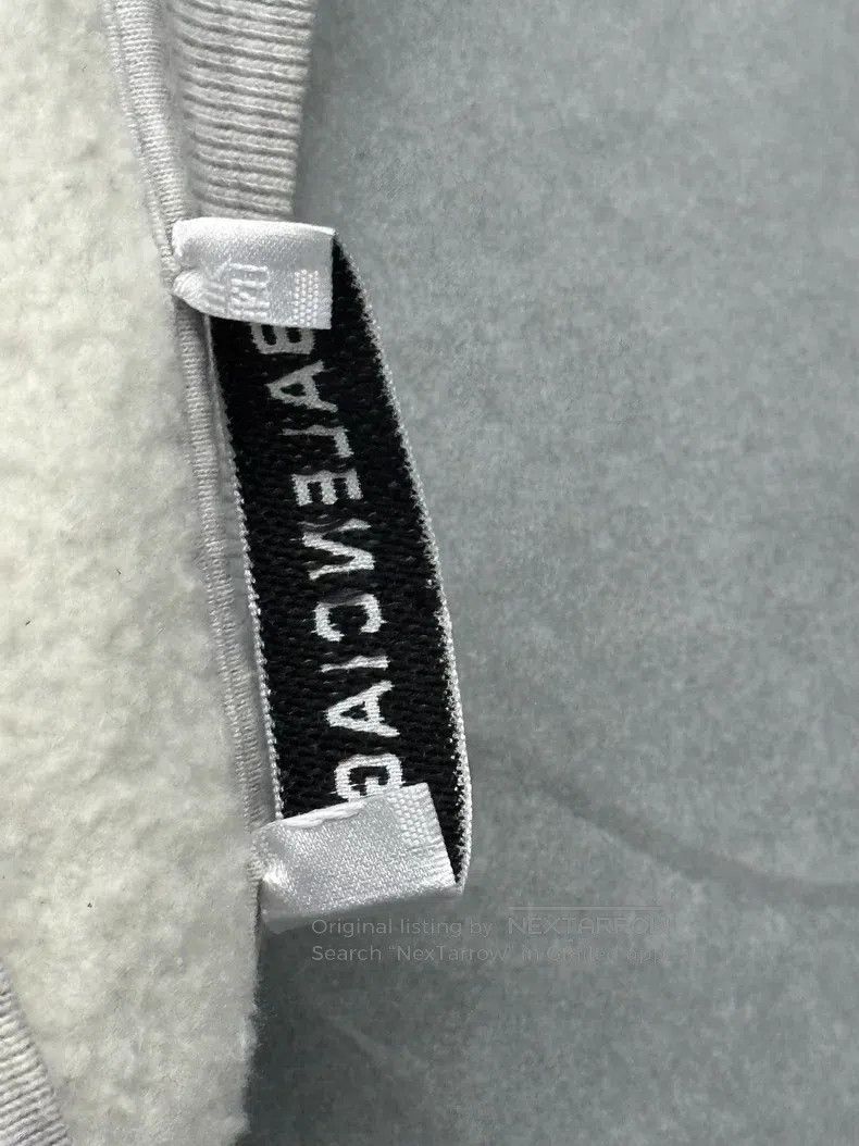 Balenciaga Balenciaga Sweatshirt Size US S / EU 44-46 / 1 - 6 Thumbnail