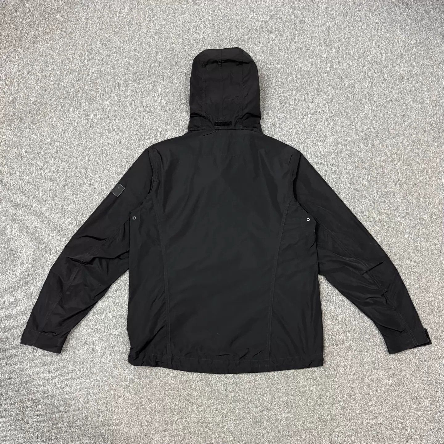 Burberry Burberry black arm logo nylon jacket 48 95new Size US M / EU 48-50 / 2 - 2 Thumbnail