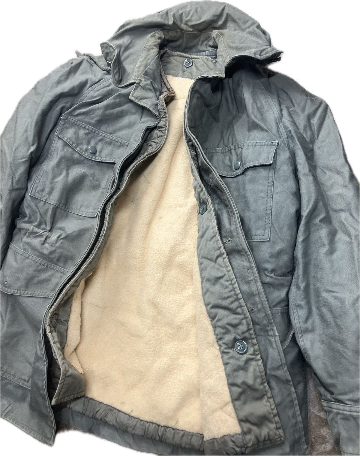 Vintage 60’s USAF Og 107 Wind Resistant Field Jacket Round collar Size US S / EU 44-46 / 1 - 2 Thumbnail