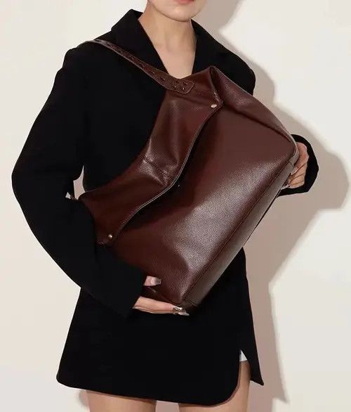 Brown shoulder bag