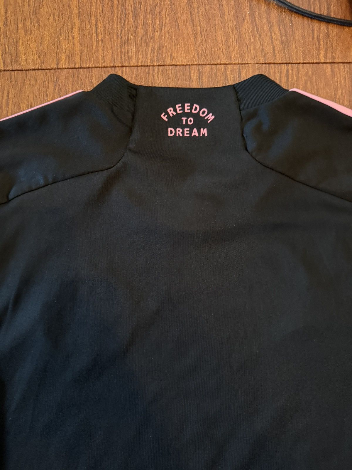 Adidas Inter Miami jersey Size US M / EU 48-50 / 2 - 3 Thumbnail