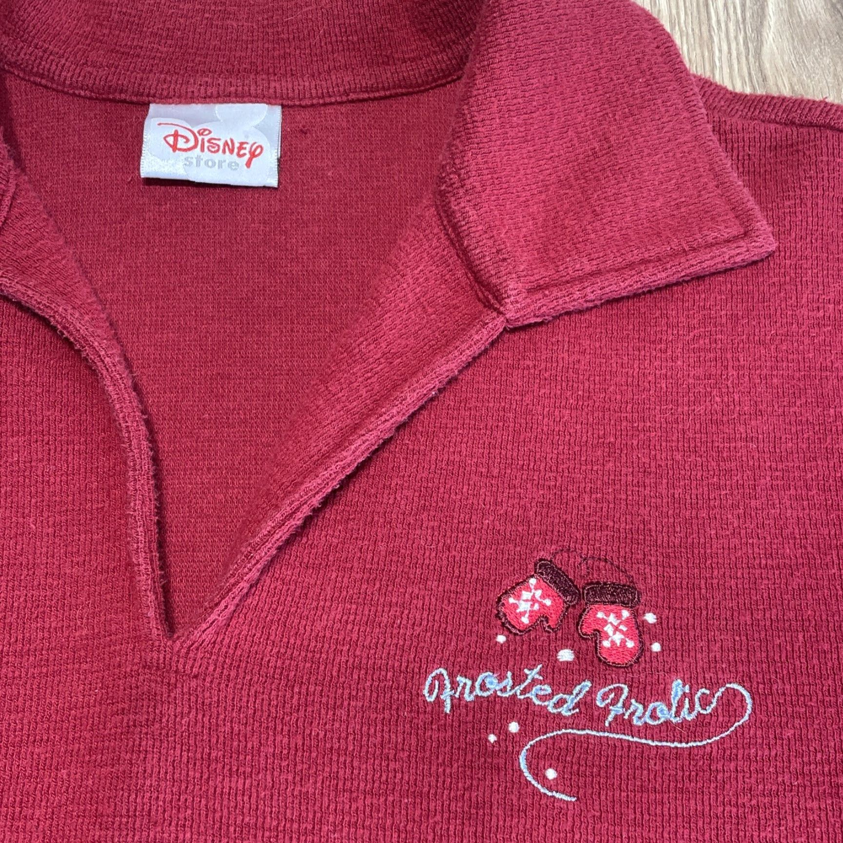 Disney VINTAGE Disney Mickey Mouse Frosty Frolic V-Neck Collared Sweater Womens M Red Embroidered Sweater 90s? Disney Theme Womens Size M / US 6-8 / IT 42-44 - 3 Thumbnail