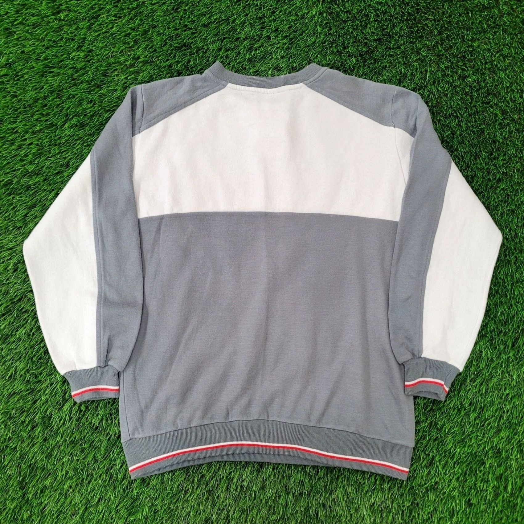 Wilson VINTAGE Wilson Ringer Tennis Sweatshirt Womens Large Gray 90s 1990s 22x24 Cotton Polyester Pullover Shirt Crewneck Size L / US 10 / IT 46 - 2 Thumbnail