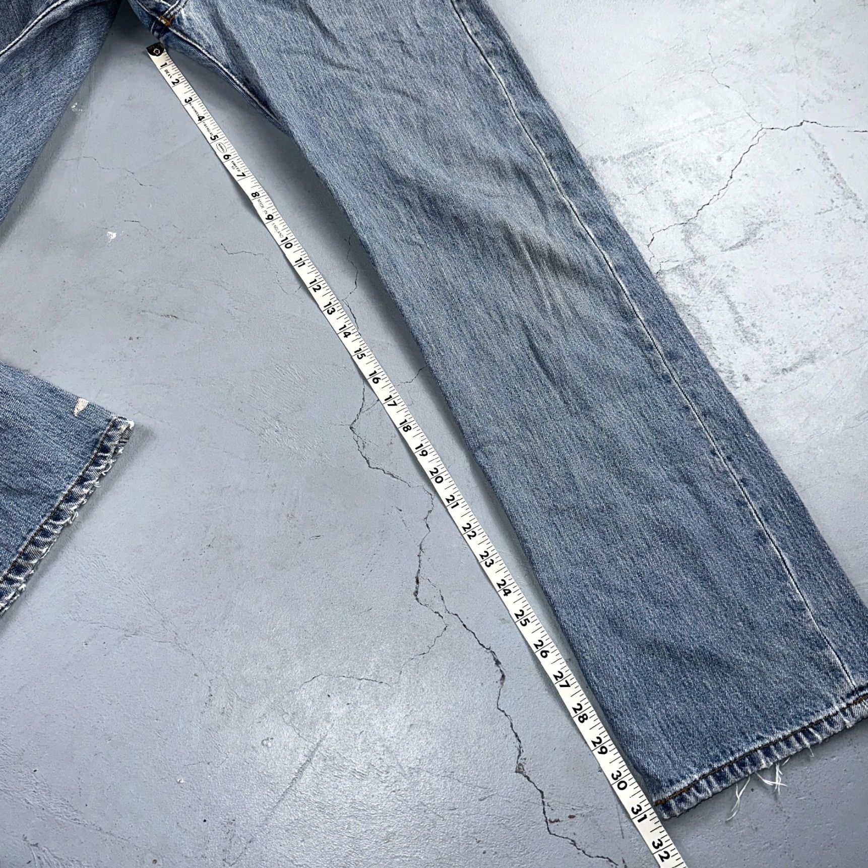 Levi's Levi's 501 Vintage Jeans 34x32 Blue Light Wash 34 32 Men Regular 90s Straight Core Levi'S 501 Series Vintage Size US 34 / EU 50 - 5 Thumbnail