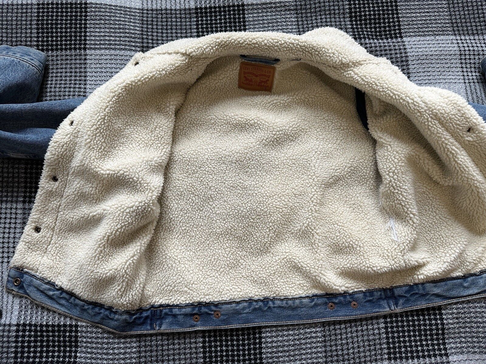 Levi's Levis Womens Denim Sherpa Lined Trucker Jacket Women's Sz S Size S / US 4 / IT 40 - 15 Thumbnail