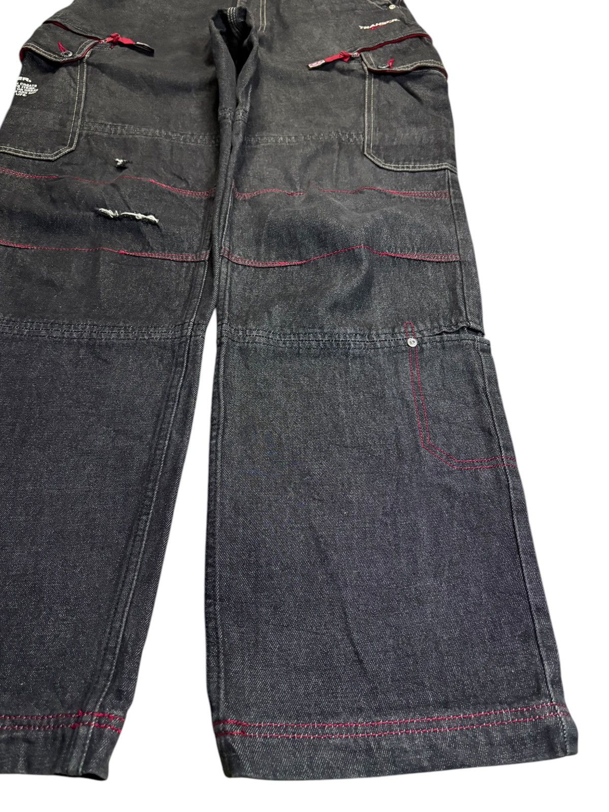 Japanese Brand Vintage Japanese Brand Cargo Distressed Baggy Jeans Size US 29 - 9 Thumbnail