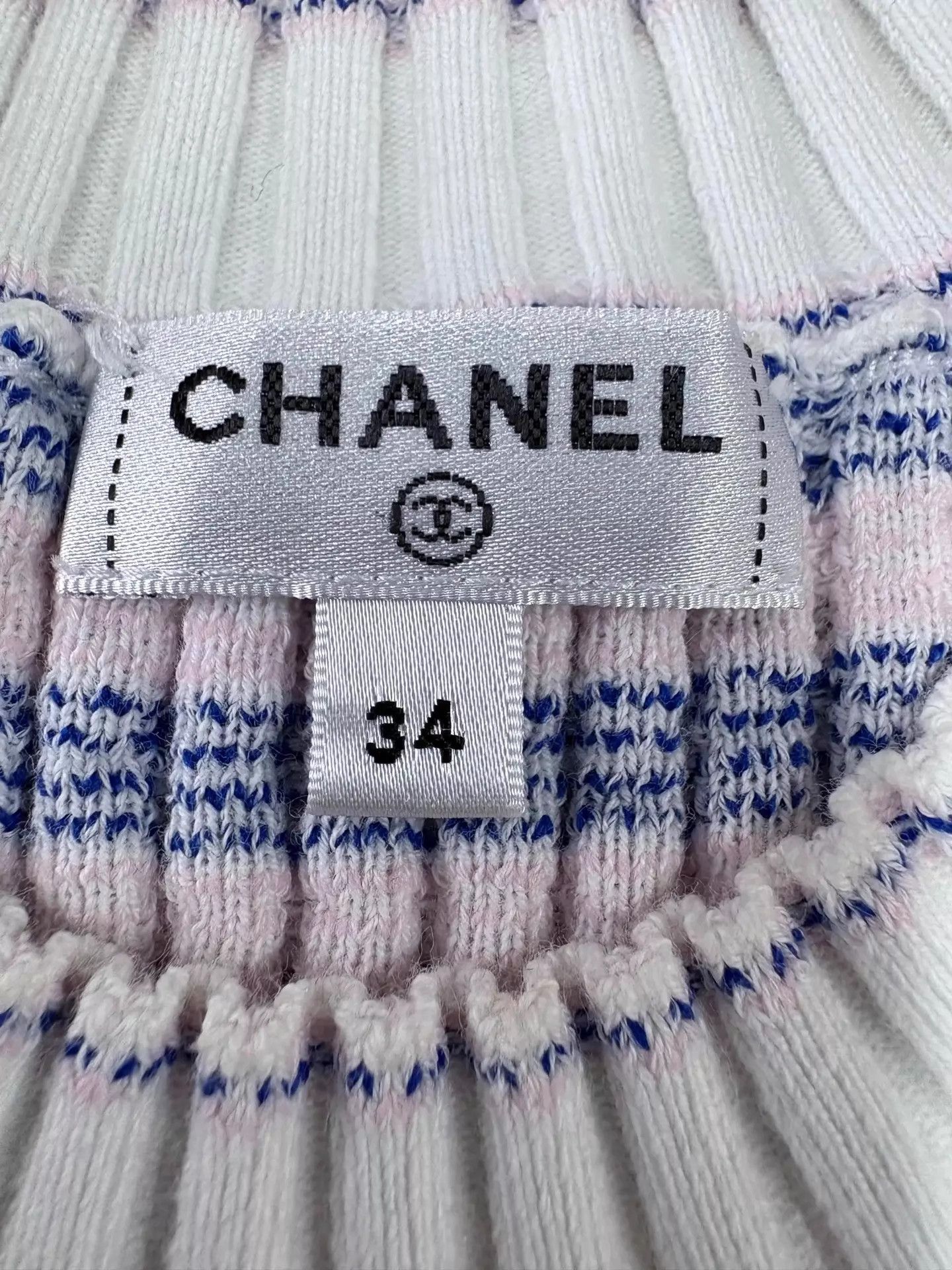 Chanel Chanel Pink Blue C Logo Crewneck Sweater 34 Size XS / US 0-2 / IT 36-38 - 3 Thumbnail